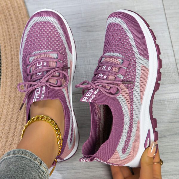 Women's Casual And Versatile Sporty Flyknit Low-Cut Mesh Shoes