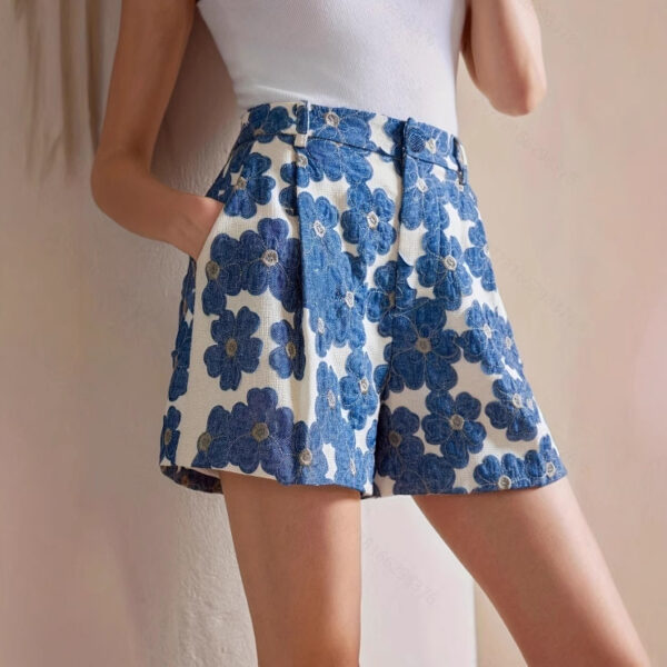 Women's Casual Graphic Floral-Print Shorts
