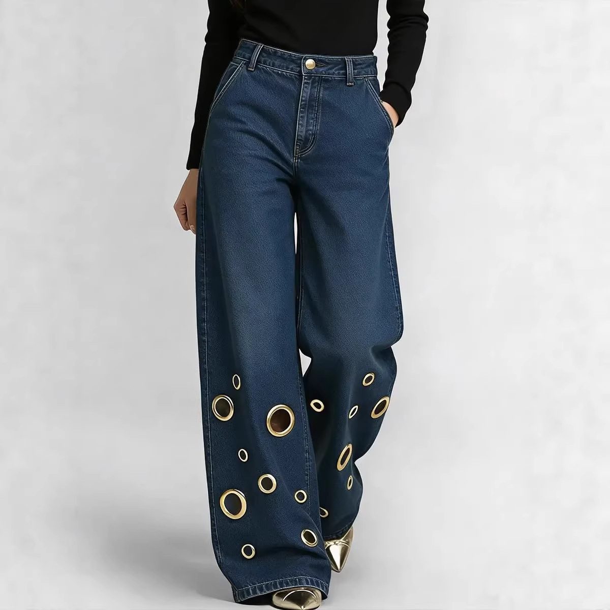 Women's High-Waisted Loose-Fit Denim Jeans With Metal Eyelets